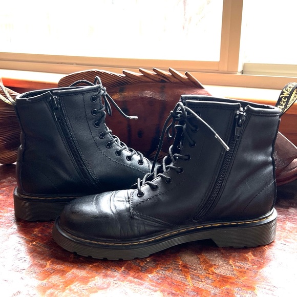 Dr. Martens Junior 1460 Softy T Leather 8 hole Lace up Boots Side Zip EU 36 US 4 - Picture 11 of 11